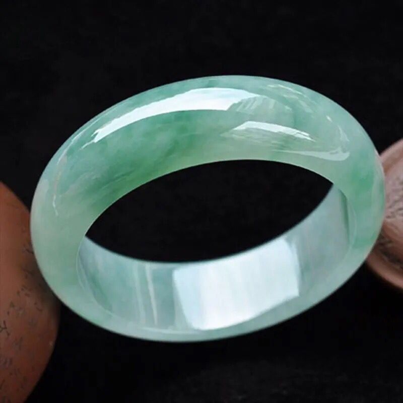Gelang batu giok alami dari My - Lighting ulasan dan harga