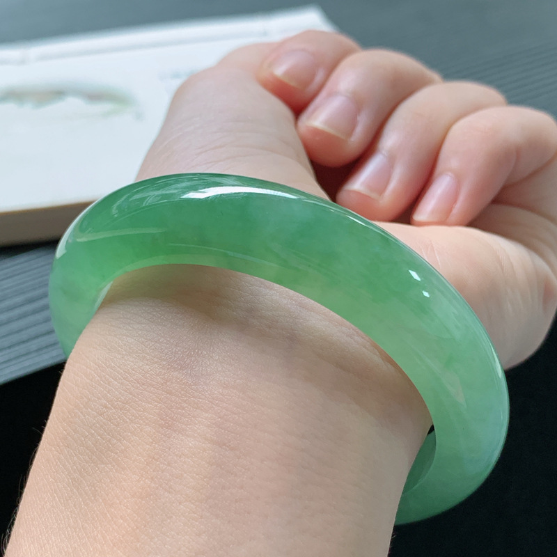 Gelang jadeite, batu giok es l - Lighting ulasan dan harga